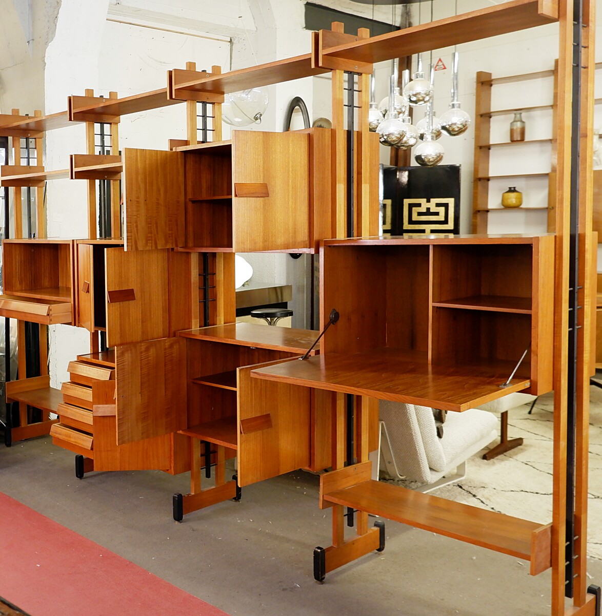 Italian Modular teak Shelving Unit, 1960s