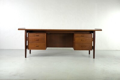 Large office desk model 207 By Arne Vodder for Sibast - 1960s