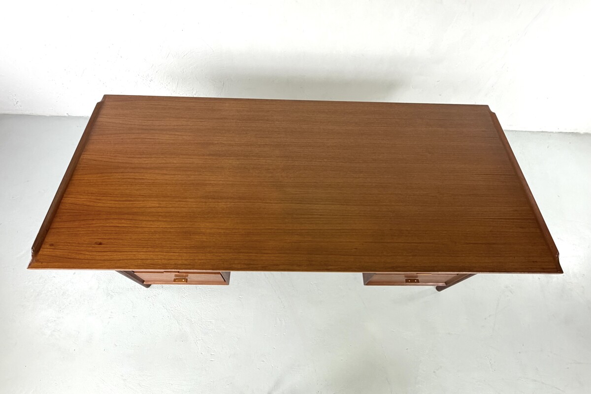 Large office desk model 207 By Arne Vodder for Sibast - 1960s