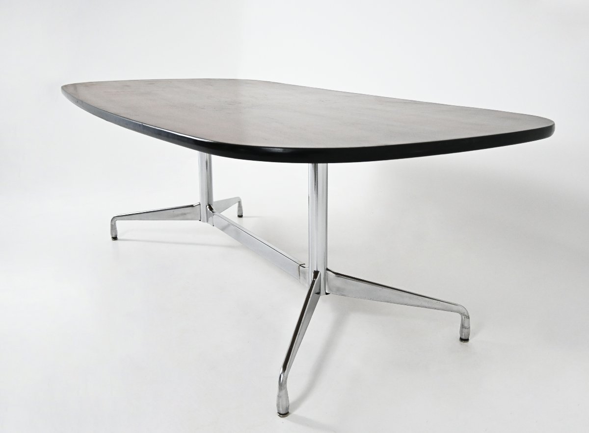 Table by Charles and Ray Eames for Herman Miller, 1970s