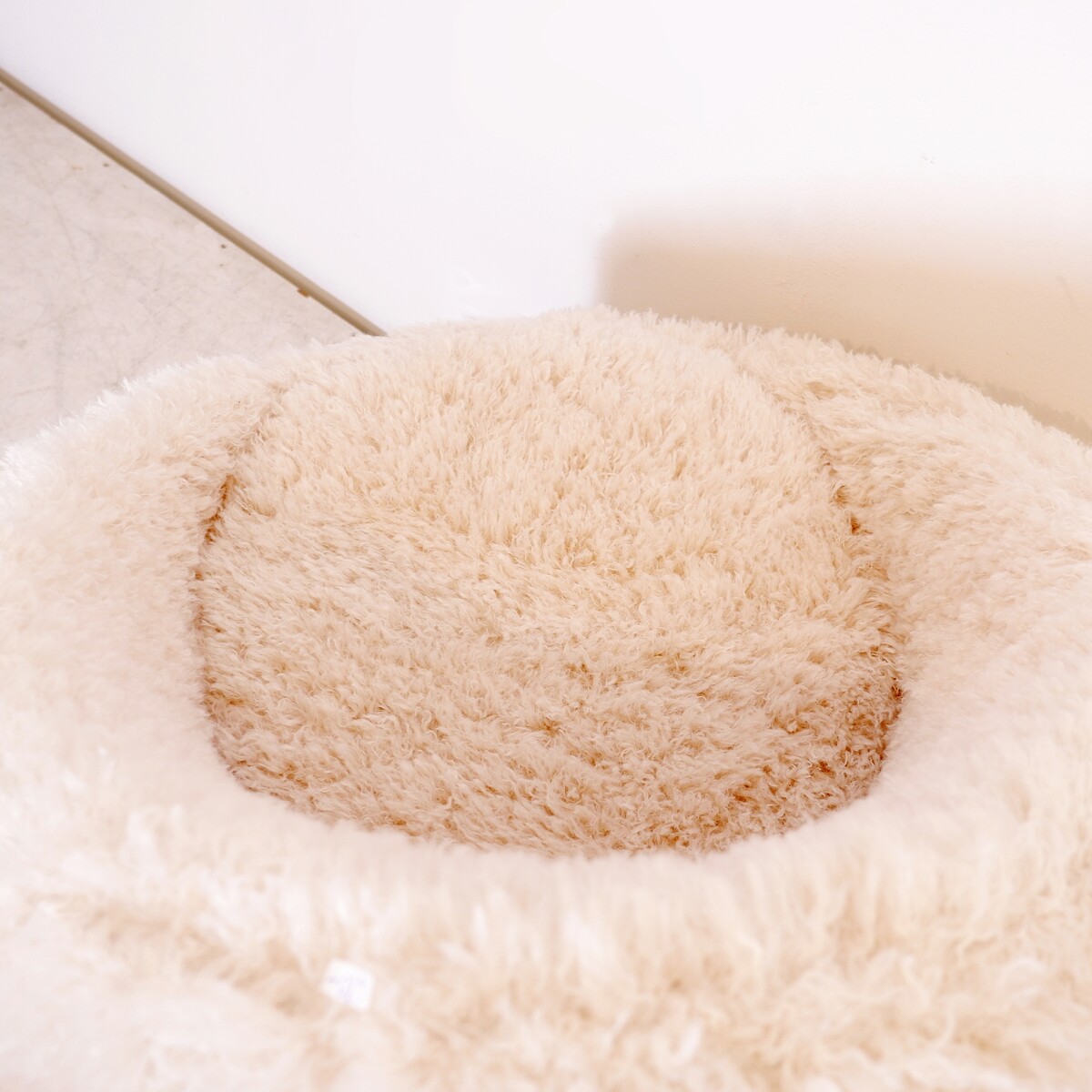Vintage Cozy round armchair - new faux sheepskin upholstery