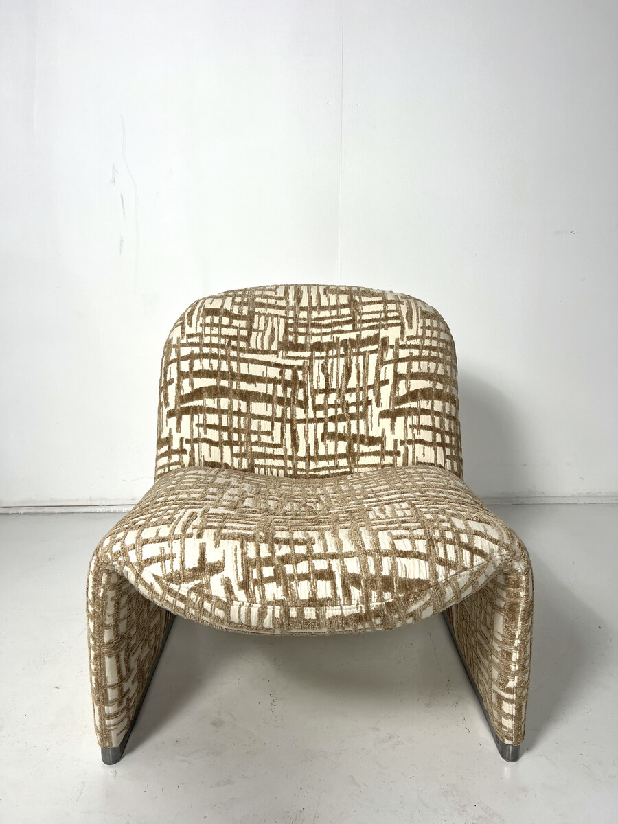 Alky Chair By Gianfranco Pirelli for Artifort, new upholstery