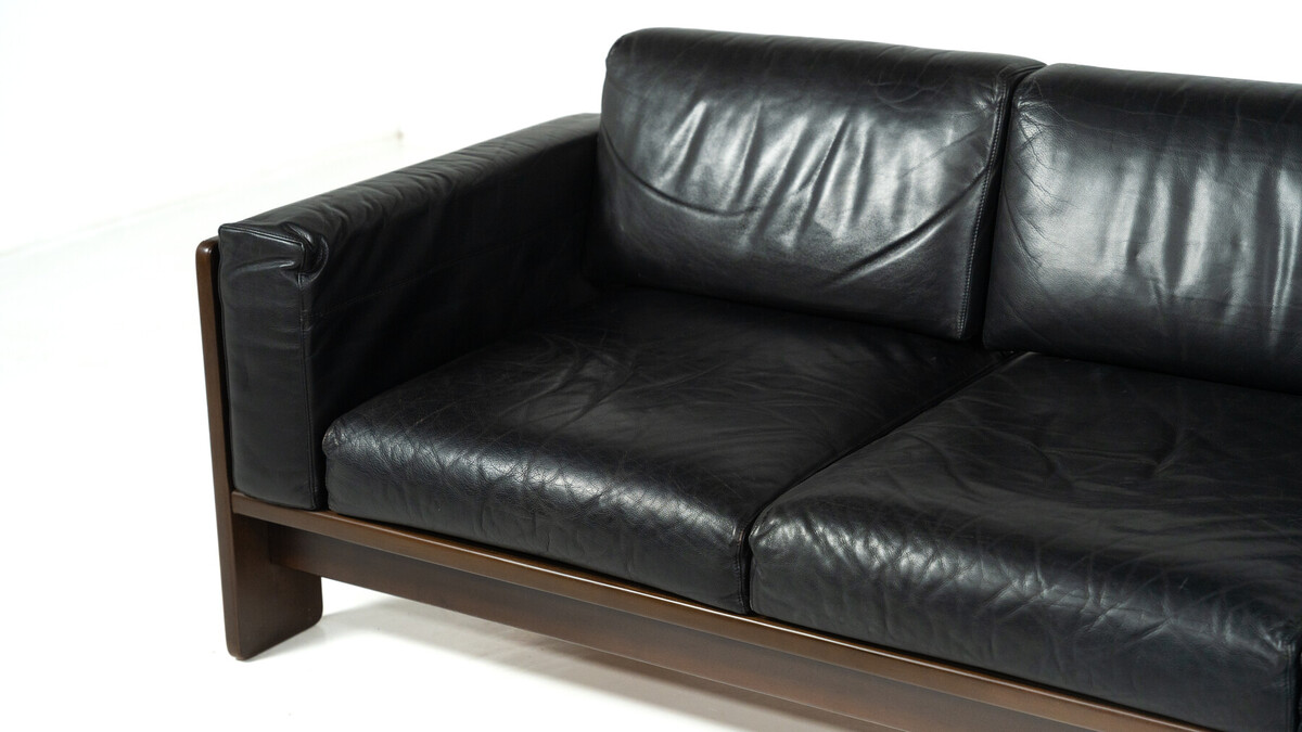 Bastiano Sofa by Tobia Scarpa for Knoll, leather and Wood , Italy, 1962