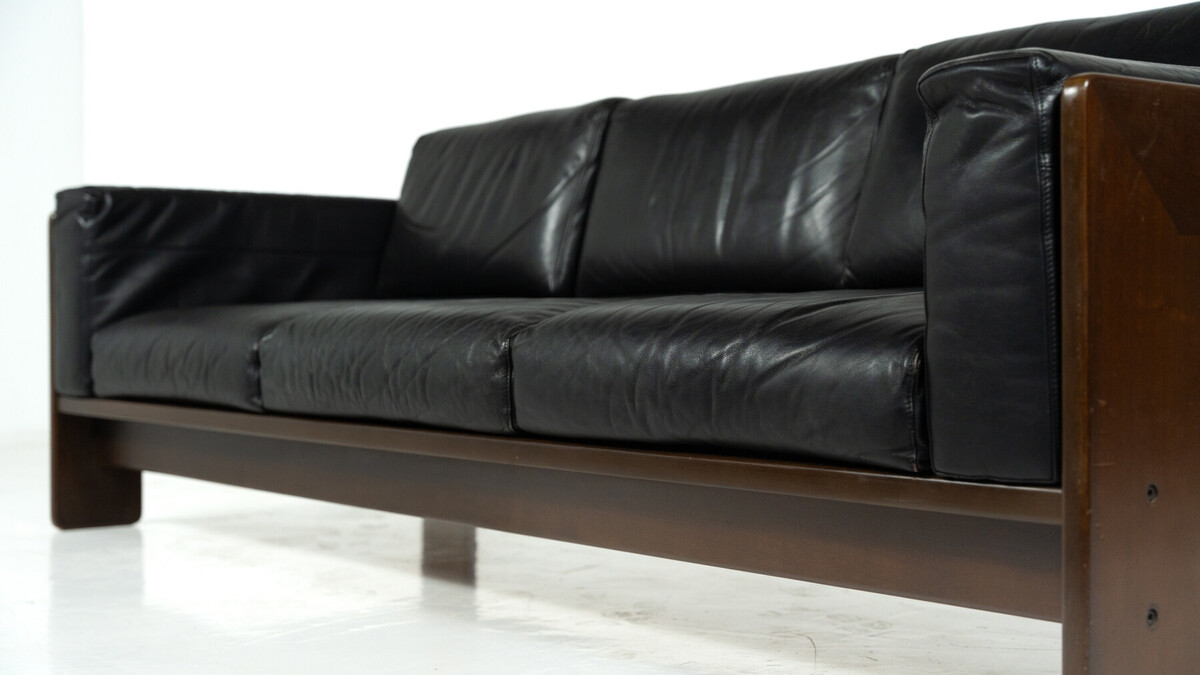 Bastiano Sofa by Tobia Scarpa for Knoll, leather and Wood , Italy, 1962