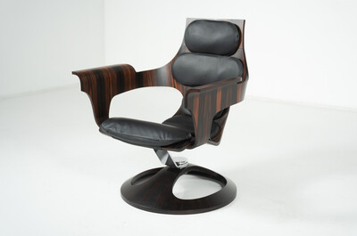 Bell Chair by Joe Colombo for Benini, Italy