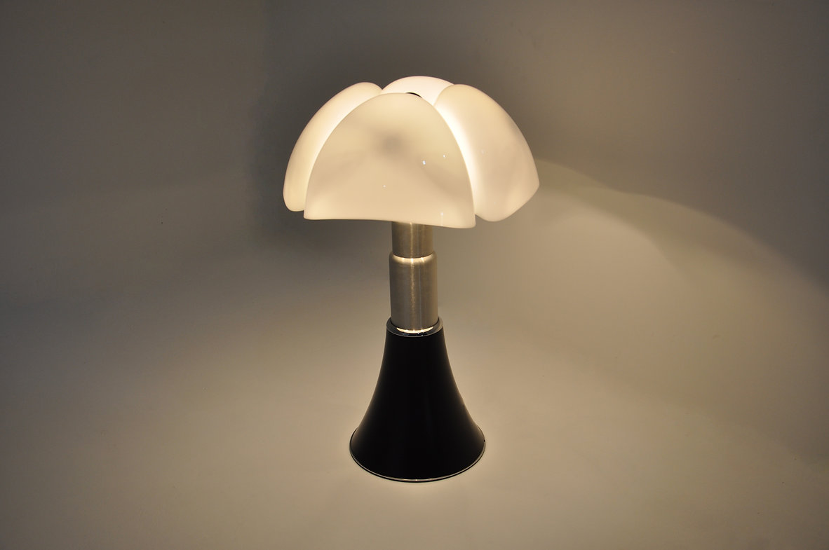 Black Pipistrello Table Lamp by Gae Aulenti for Martinelli Luce