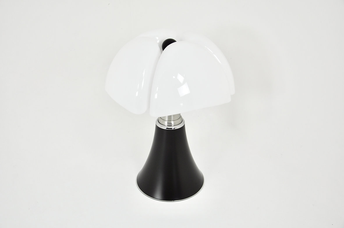 Black Pipistrello Table Lamp by Gae Aulenti for Martinelli Luce