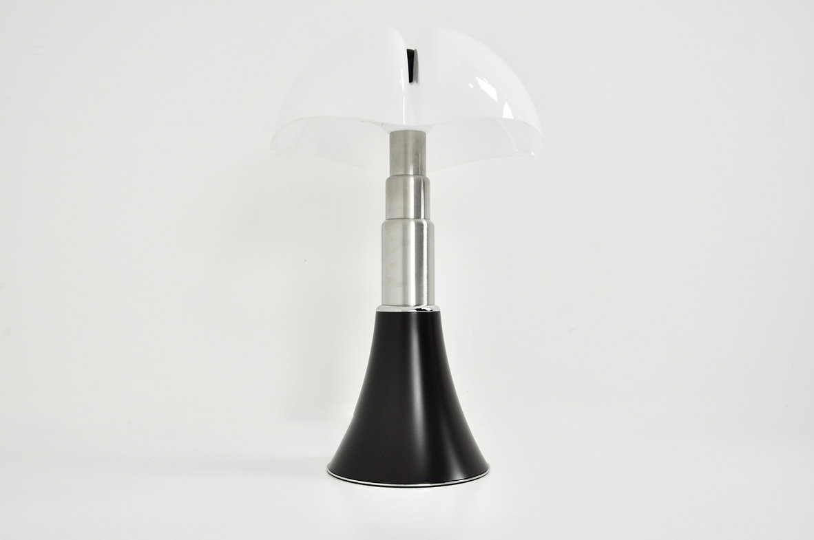 Black Pipistrello Table Lamp by Gae Aulenti for Martinelli Luce