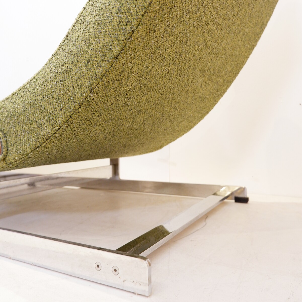 'Bradfield' chaisse lounge by Merrow Associates - Circa 1969 -  new green upholstery