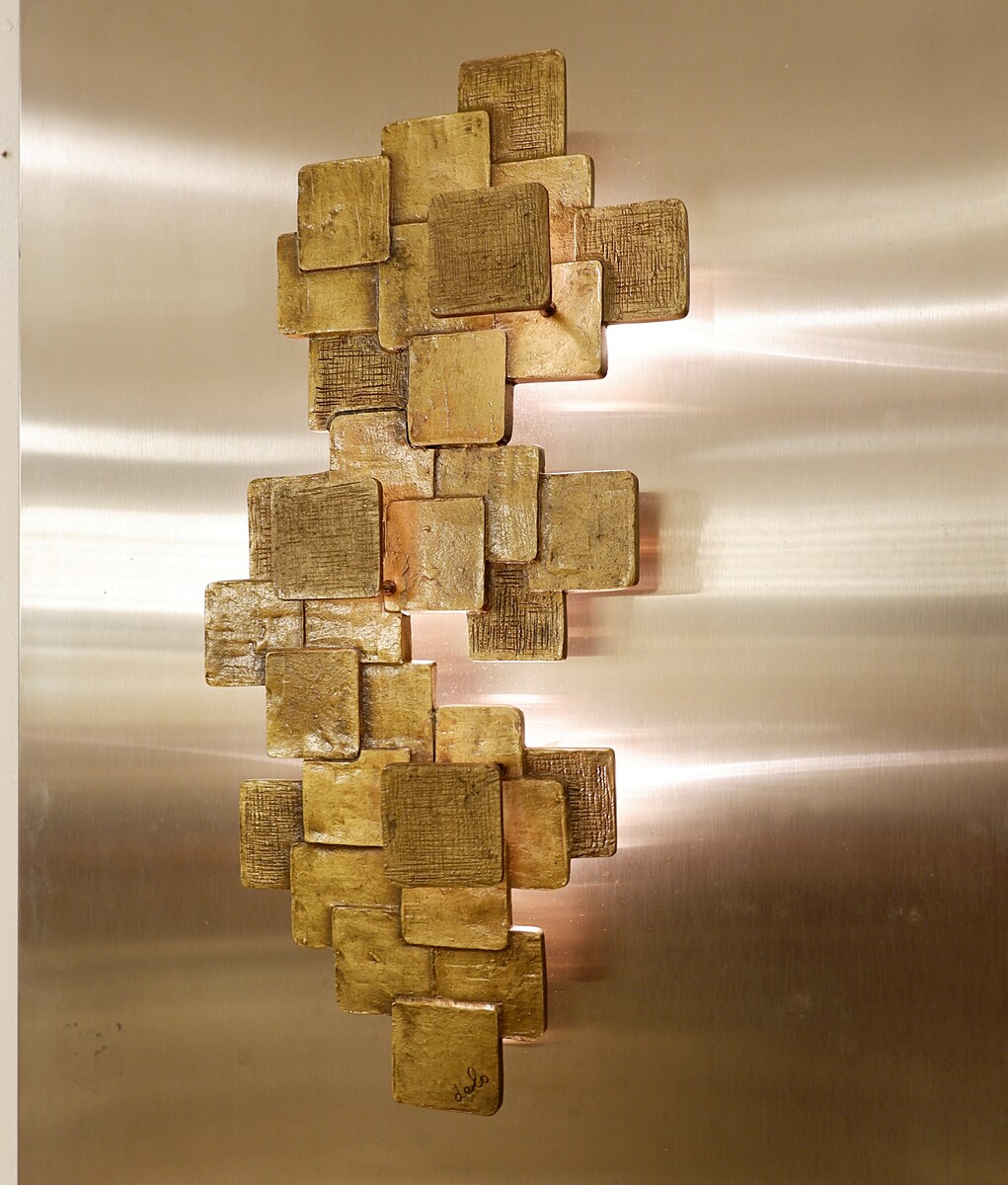 Brutalist bronze wall sconce by Maxime Delo, Italy, 1970s