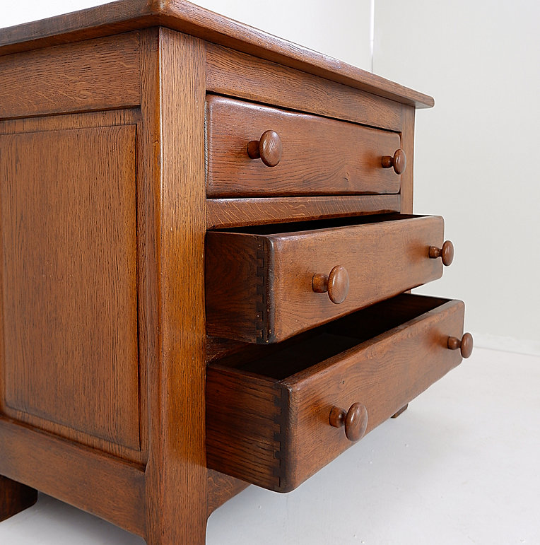 Brutalist Masive Oak chest of drawers - 1960s