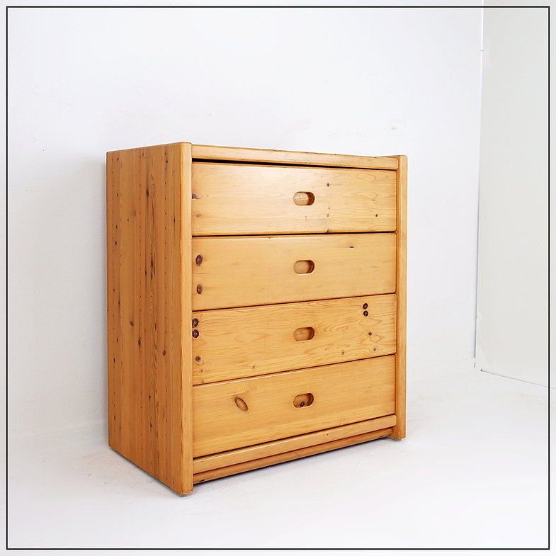 chest of drawers in solid pine -in the style of Charlotte Perriand