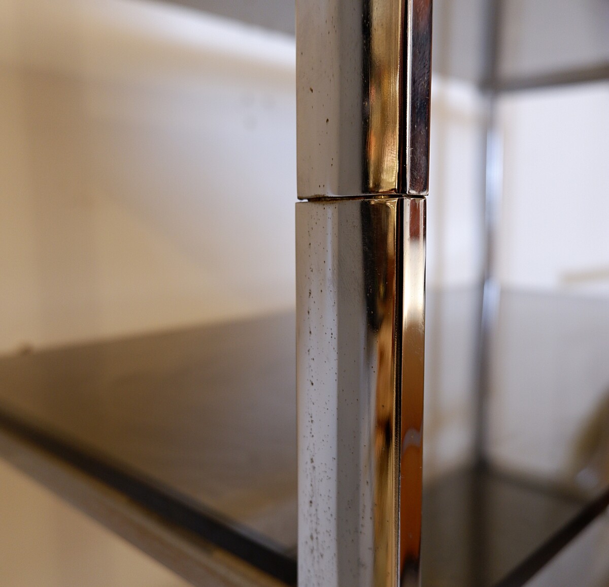 Chrome arc shelf