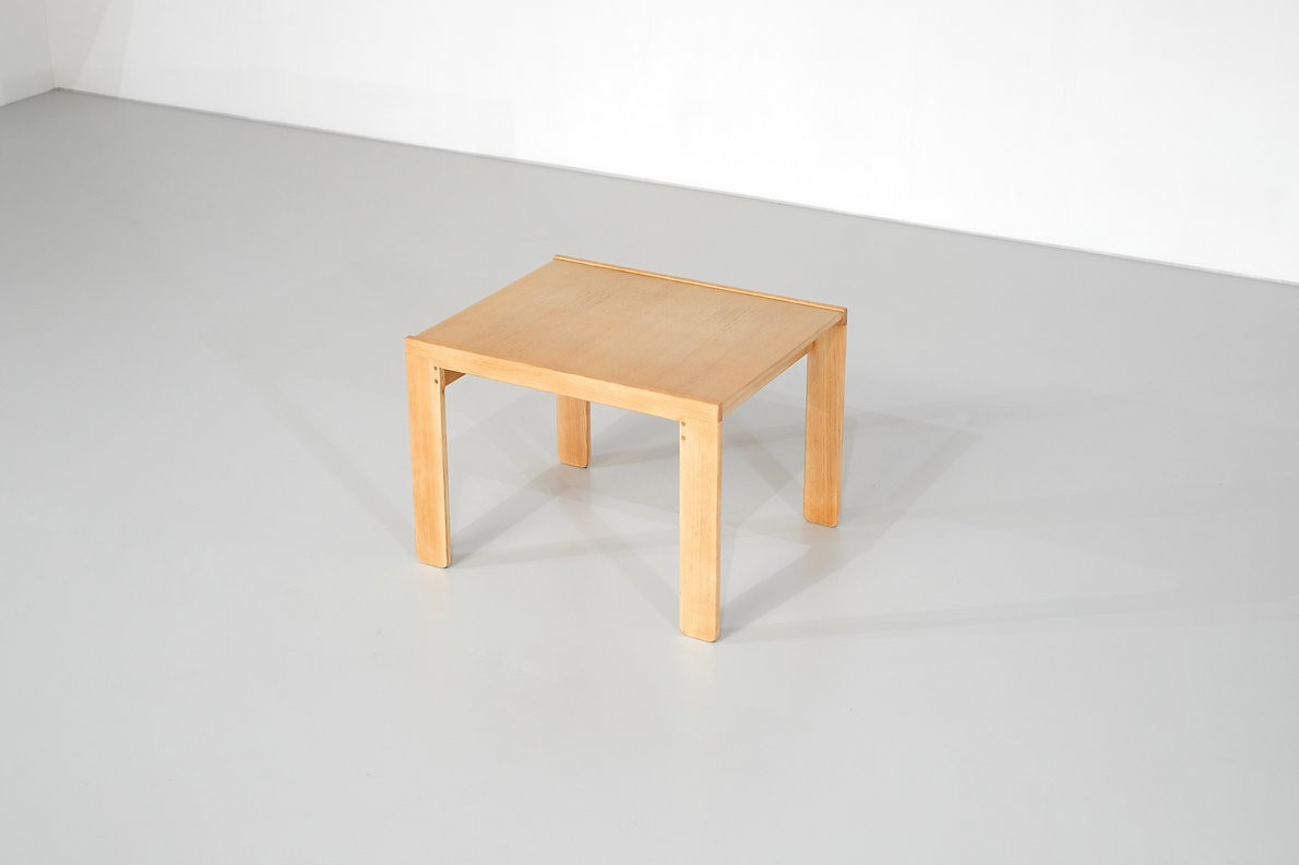 Coffee Table Model 