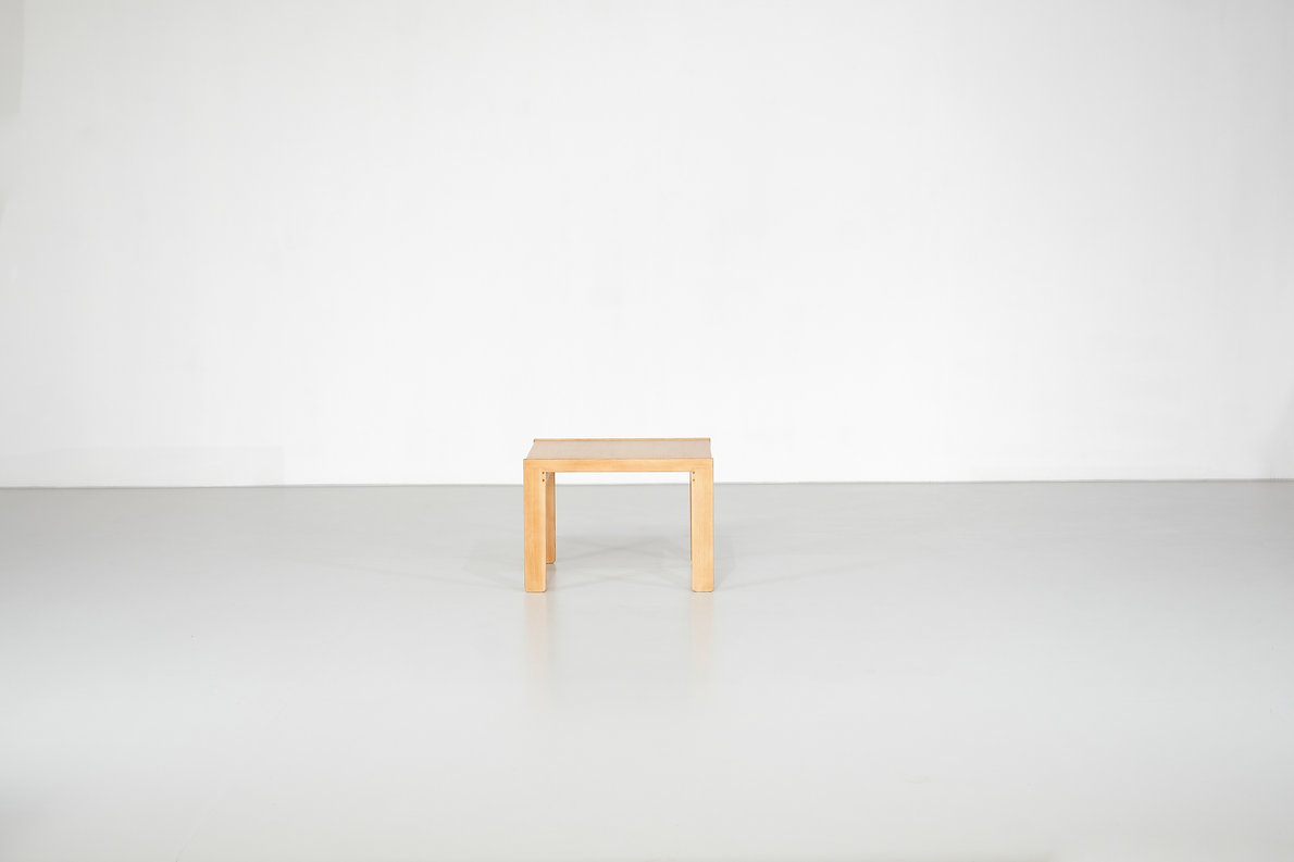Coffee Table Model 