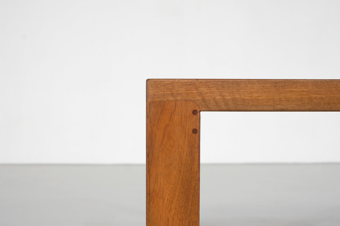 Coffee Table Model 