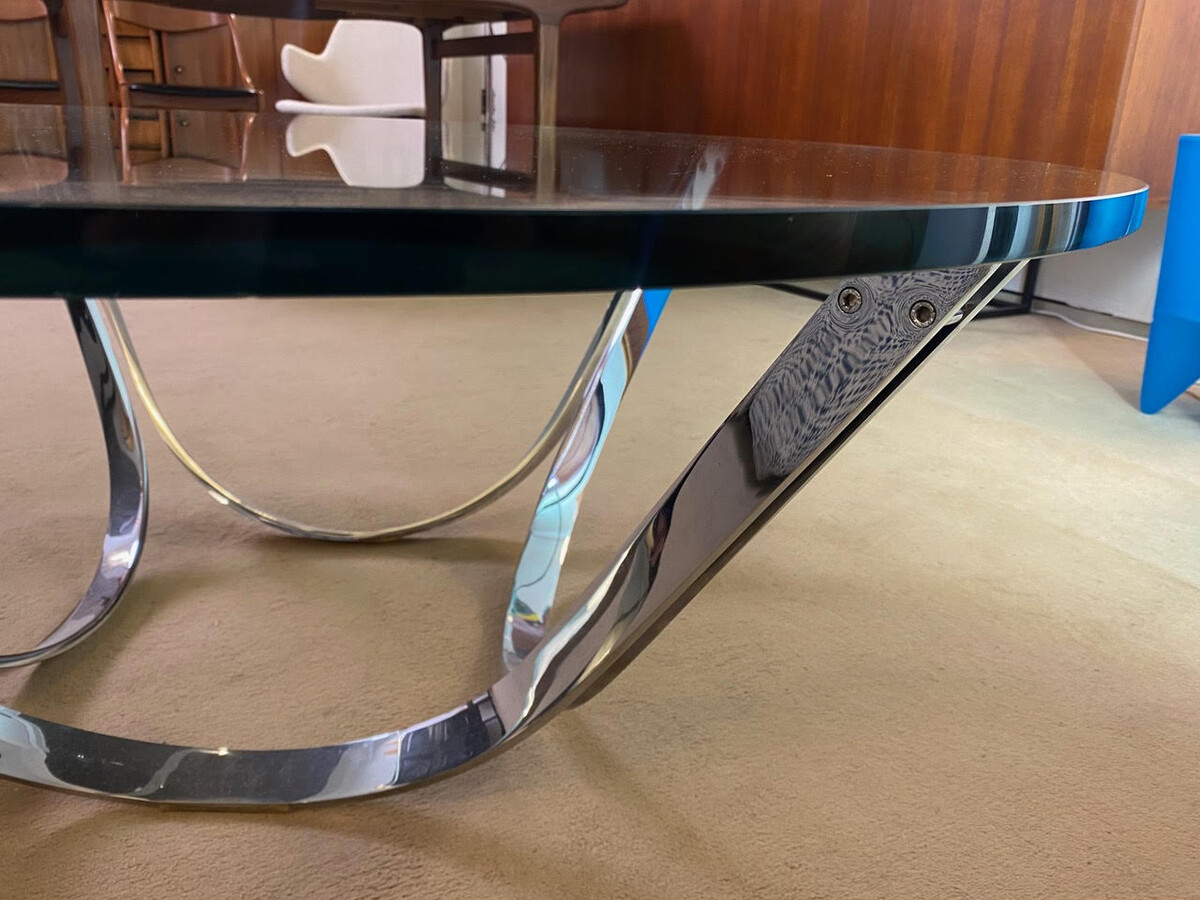 Coffee table Roger Sprunger by Dunbar circa 1970s.