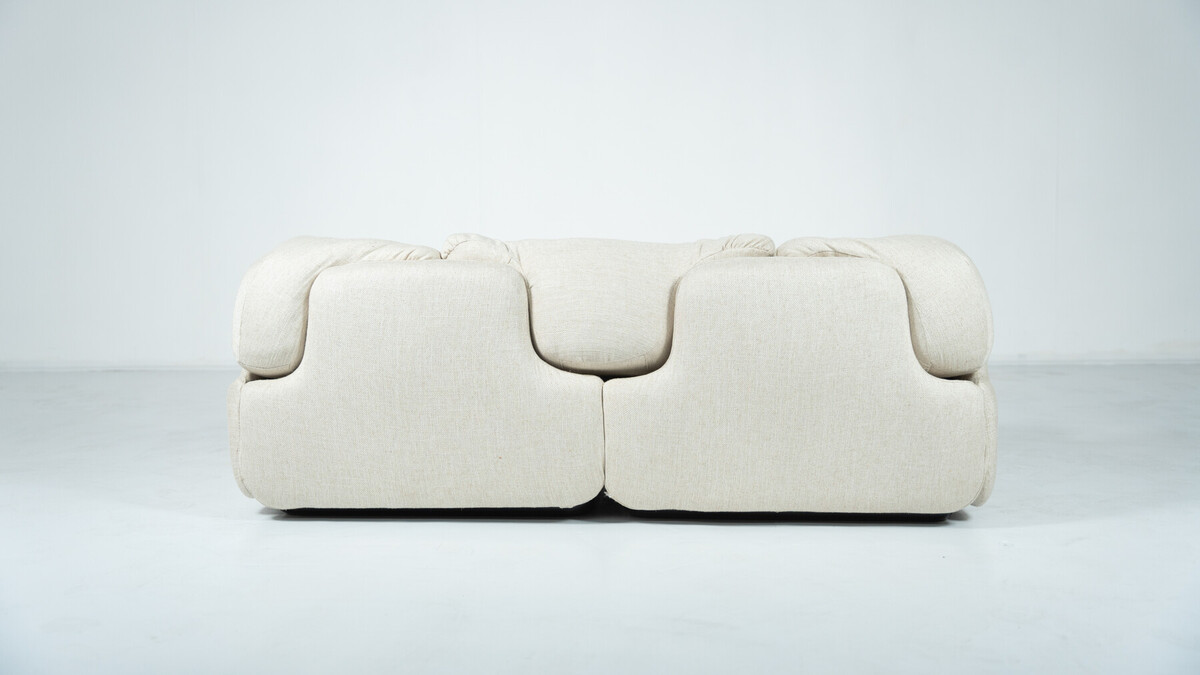 Confidential Sofa by Alberto Rosselli for Saporiti, Italy,1970s - New Beige Upholstery