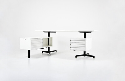 Desk by Osvaldo Borsani for Tecno, 1960s