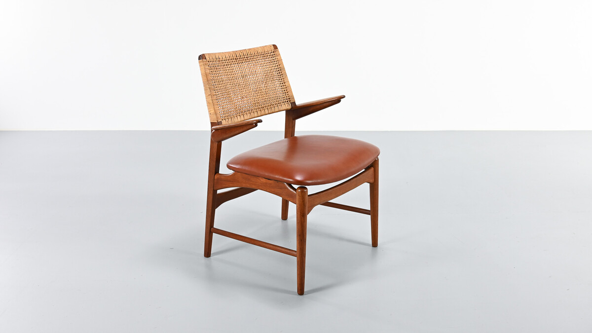 E. Knudsen, Model 48 armchair for Jensen & Lykkegaard. Denmark, C.1950