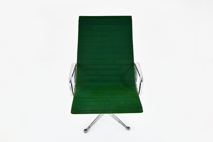 EA124 Armchair by Charles & Ray Eames for Herman Miller, 1970s