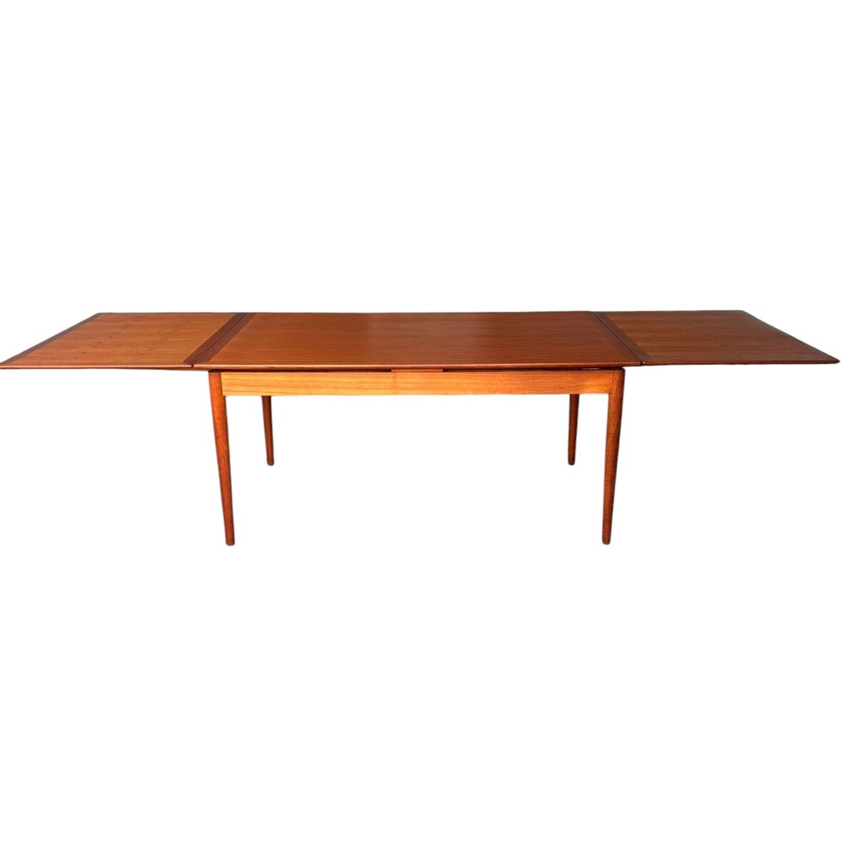 Extandable teak dining table with 'Made in Denmark' stamp