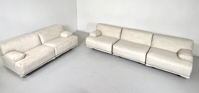 Fiandra Sofa (three-seater & two-seater) By Vico Magistretti for Cassina, Italy, 1970s