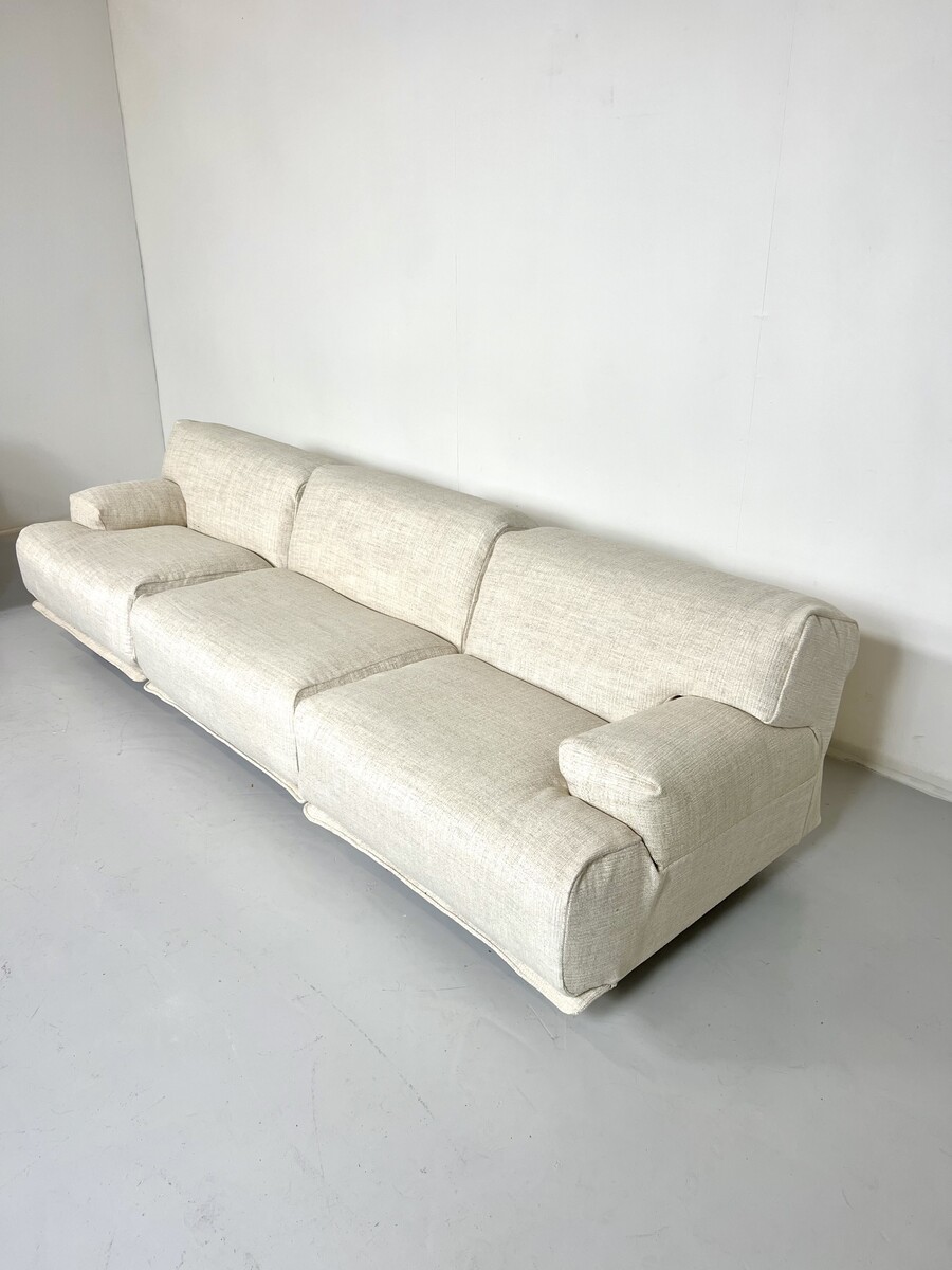 Fiandra Sofa (three-seater & two-seater) By Vico Magistretti for Cassina, Italy, 1970s