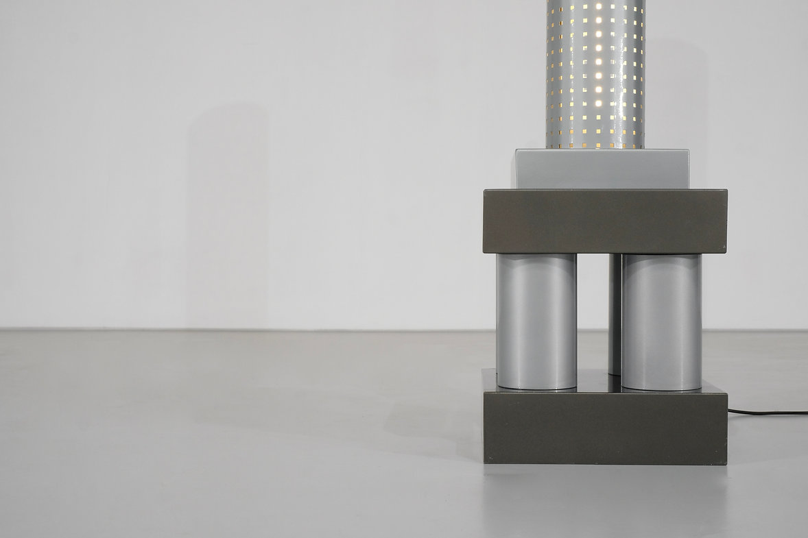 Floor lamp 