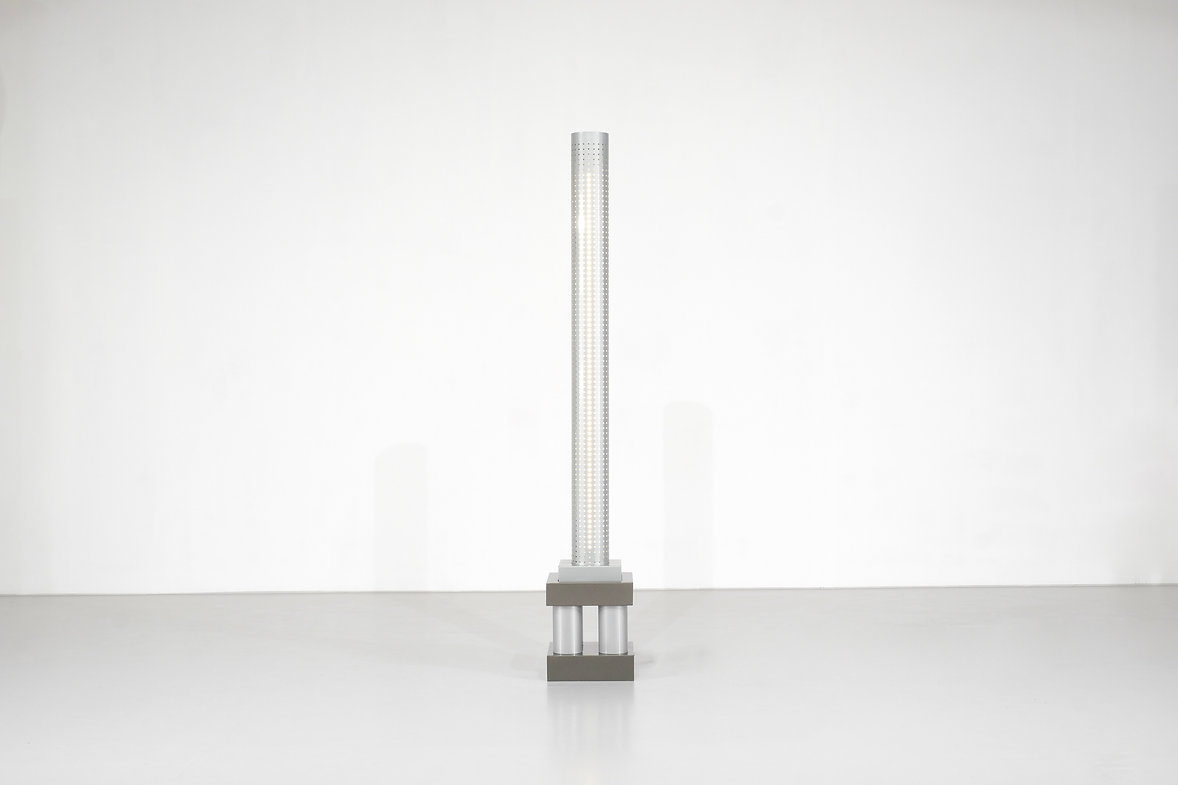 Floor lamp 