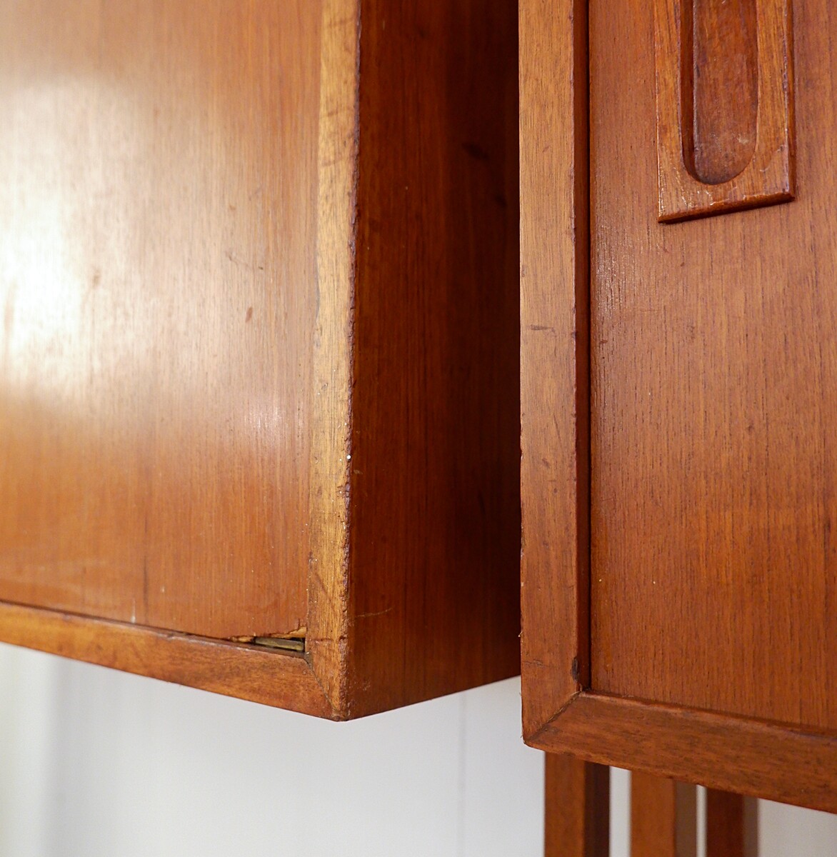 Floor-to-ceiling wall Unit in the style of Franco Albini, 1960s