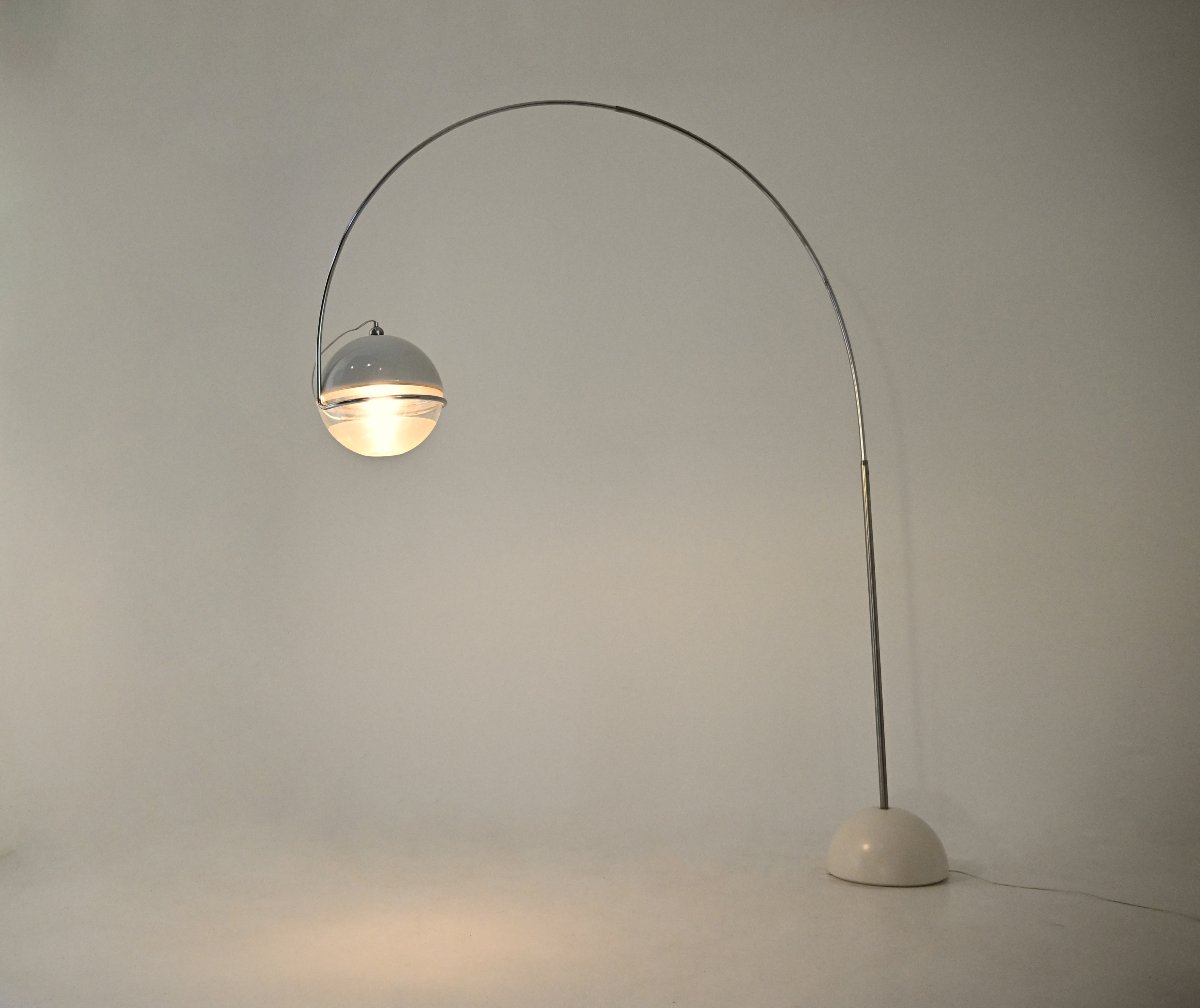 'Focus' floor lamp by Fabio Lenci for Guzzini, 1970s