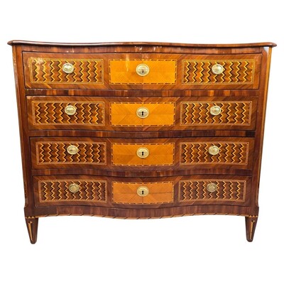 Inlaid Chest of Drawers with double secret compartments, 18th century