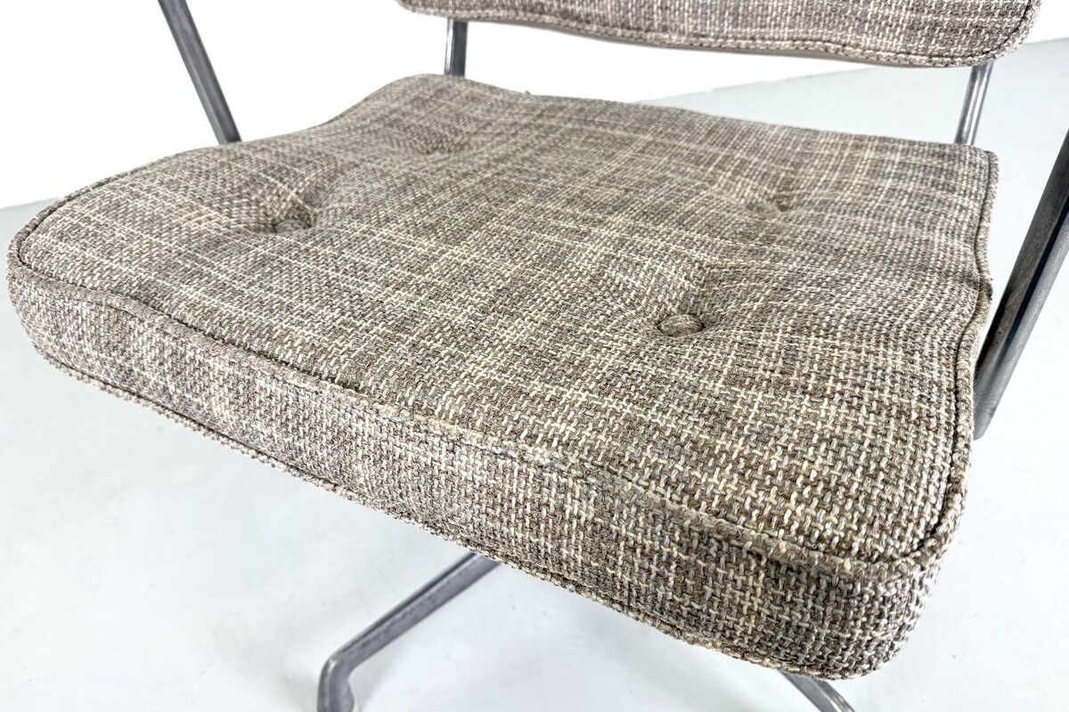 Intermediate armchair ES102 by Charles and Ray eames for Herman Miller, 1960s