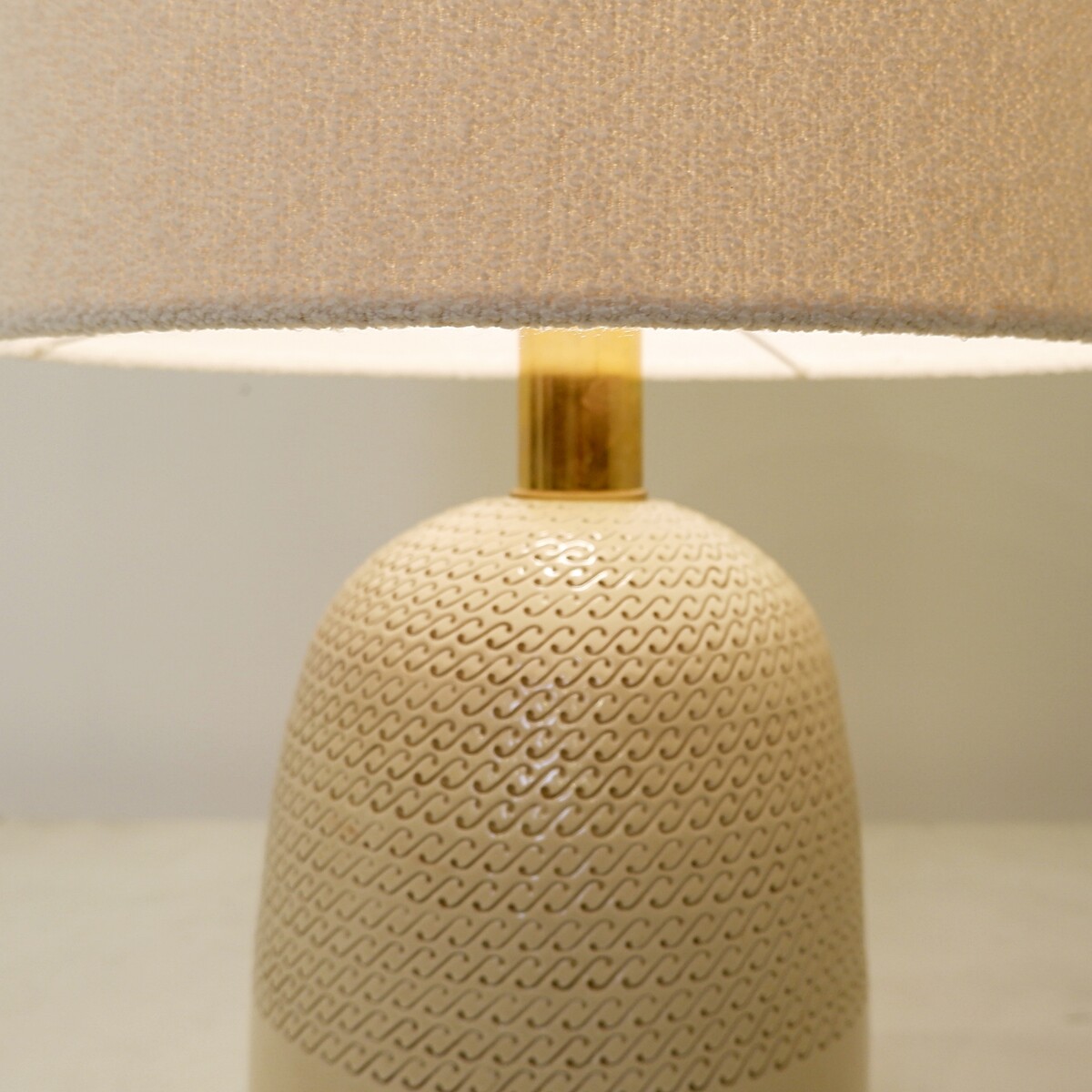 Italian ceramic table lamp in the style of Tomasso Barbi