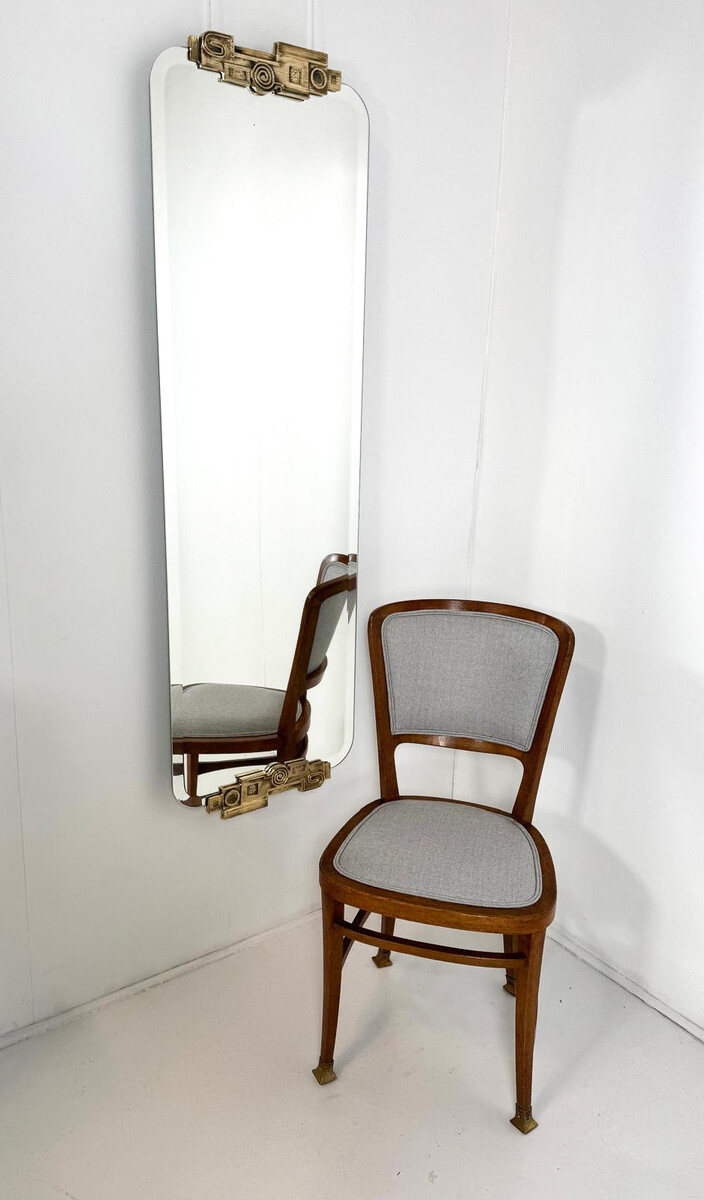 Italian mirror in the style of Luciano Frigerio