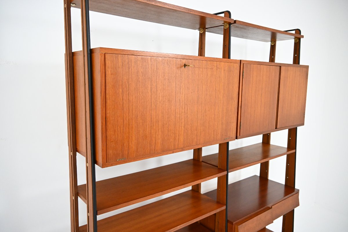 Italian shelves, 1950s