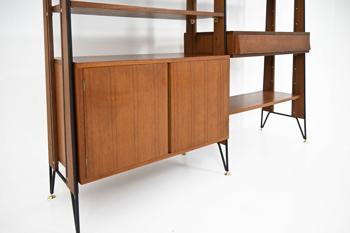Italian shelves, 1950s