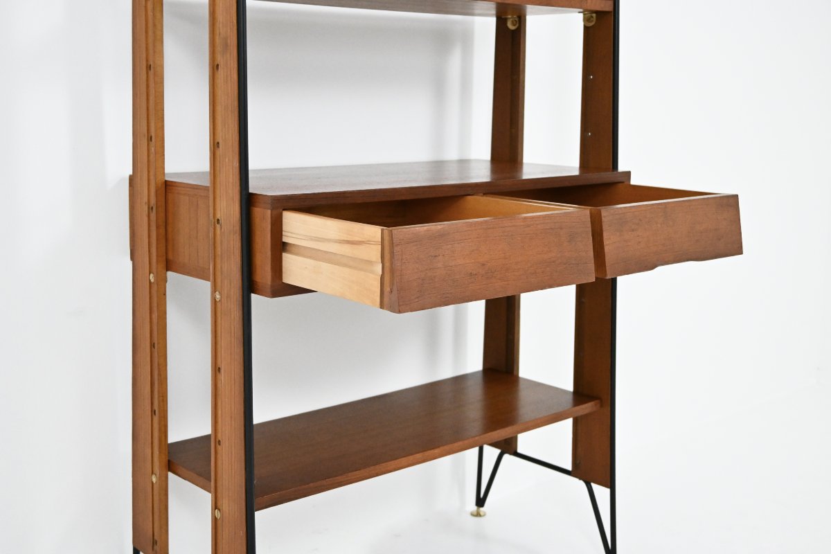 Italian shelves, 1950s