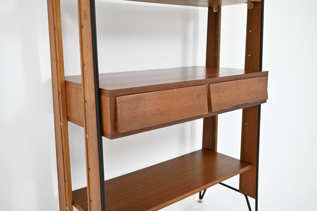 Italian shelves, 1950s