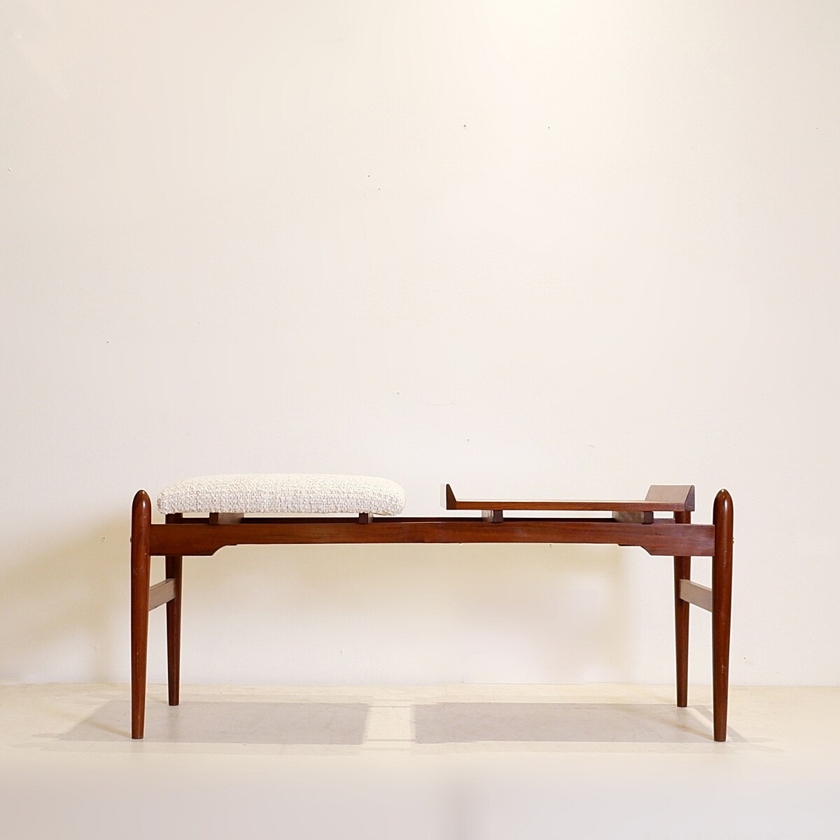 Italian vintage bench with a wooden part and a boucle seat, 1960s