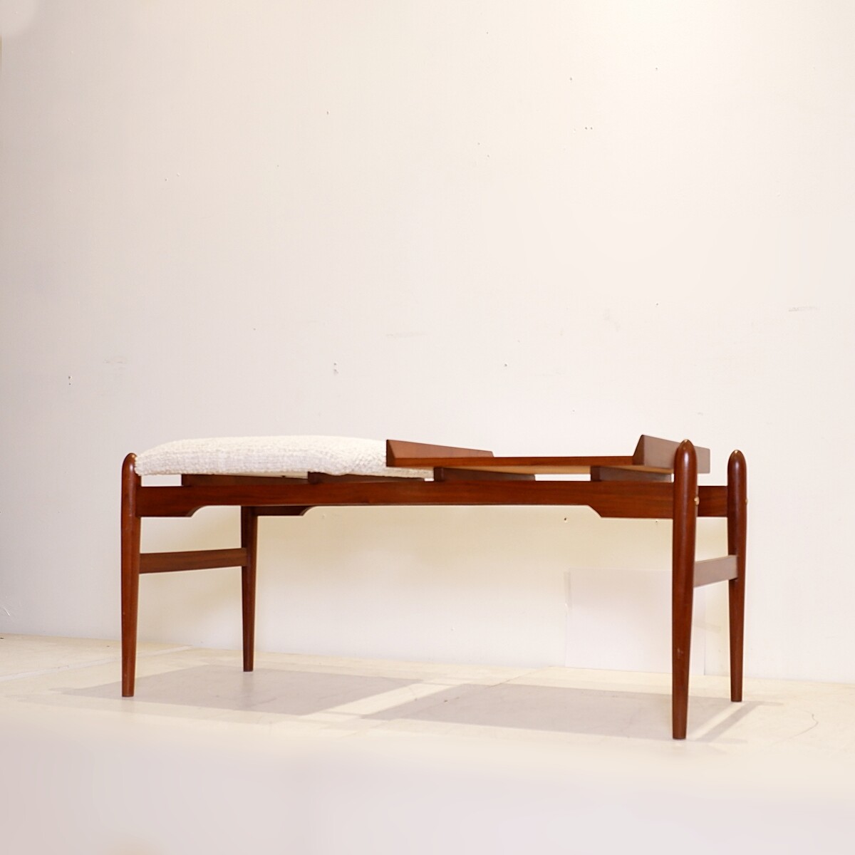 Italian vintage bench with a wooden part and a boucle seat, 1960s