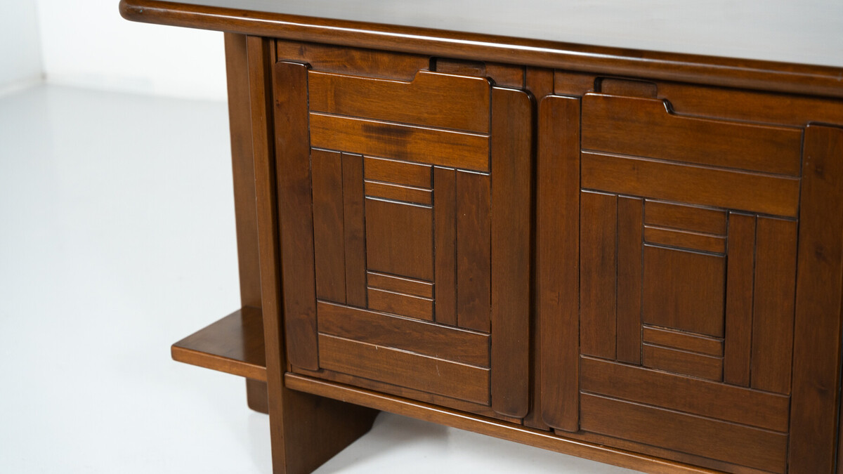 Italian walnut sideboard circa 1960
