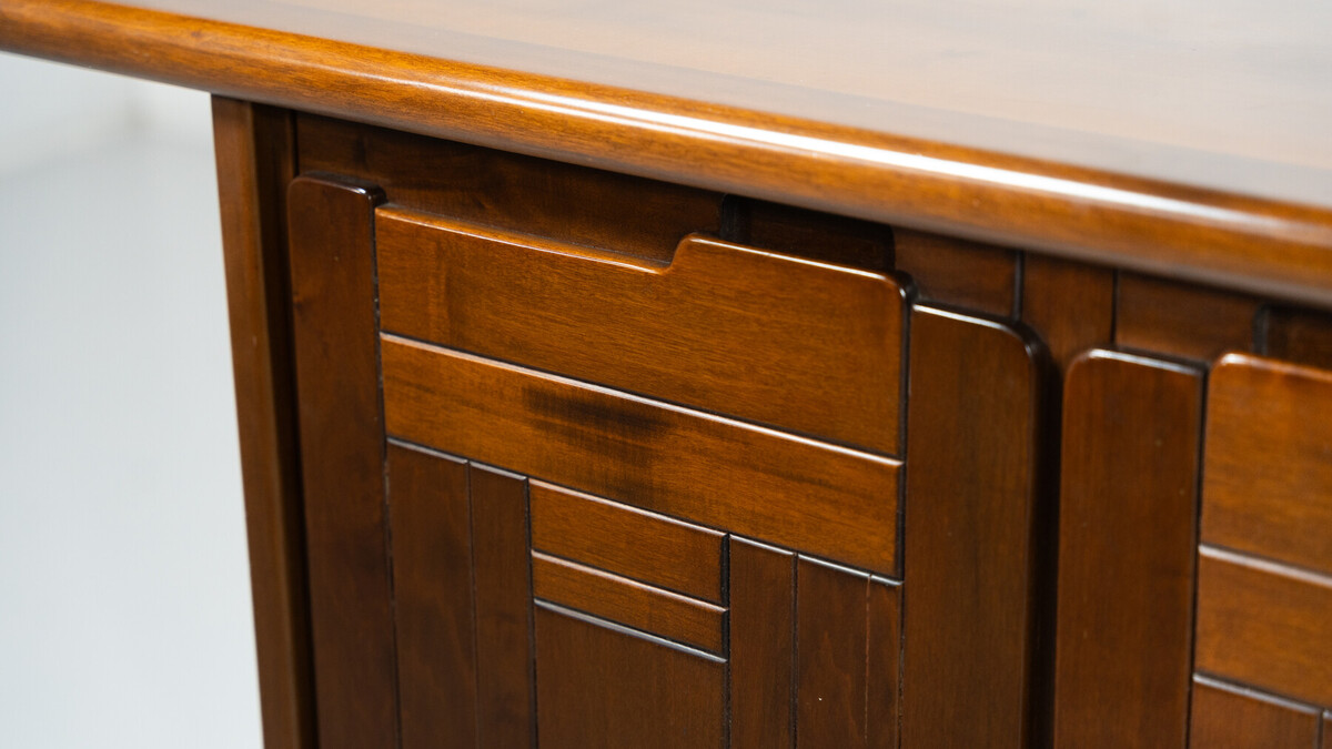 Italian walnut sideboard circa 1960
