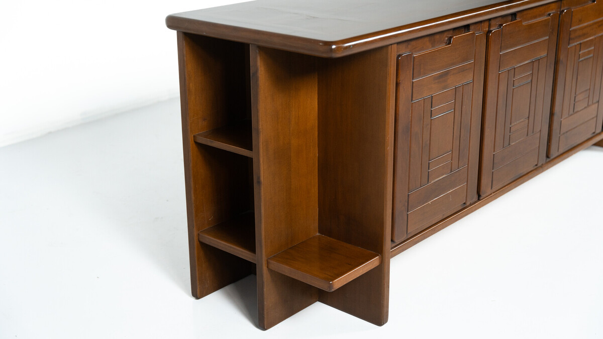 Italian walnut sideboard circa 1960