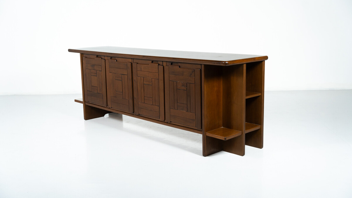 Italian walnut sideboard circa 1960