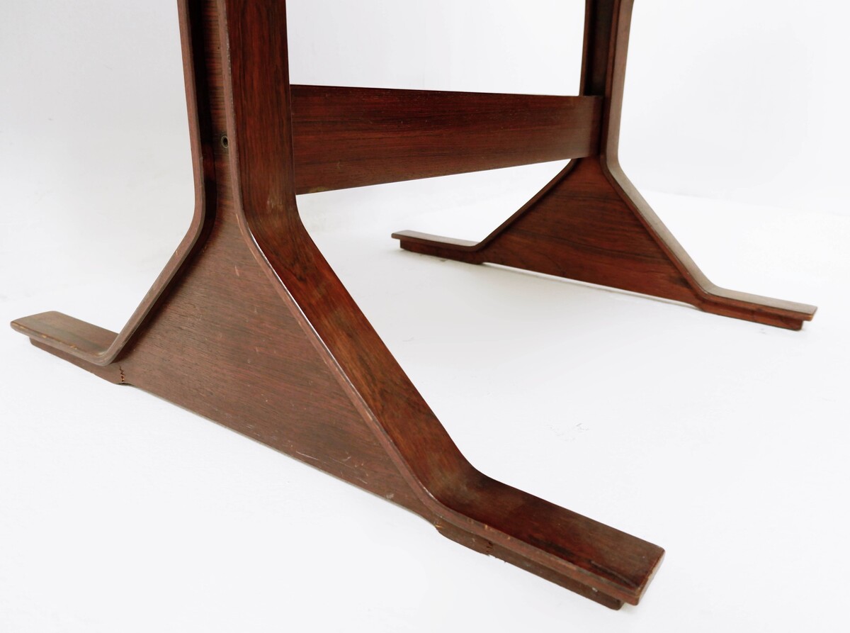 Italian writing desk mod.530 by Gianfranco Frattini for Bernini