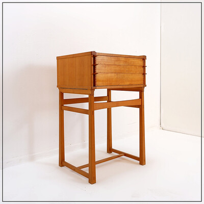 James Krenov cabinet with set of 