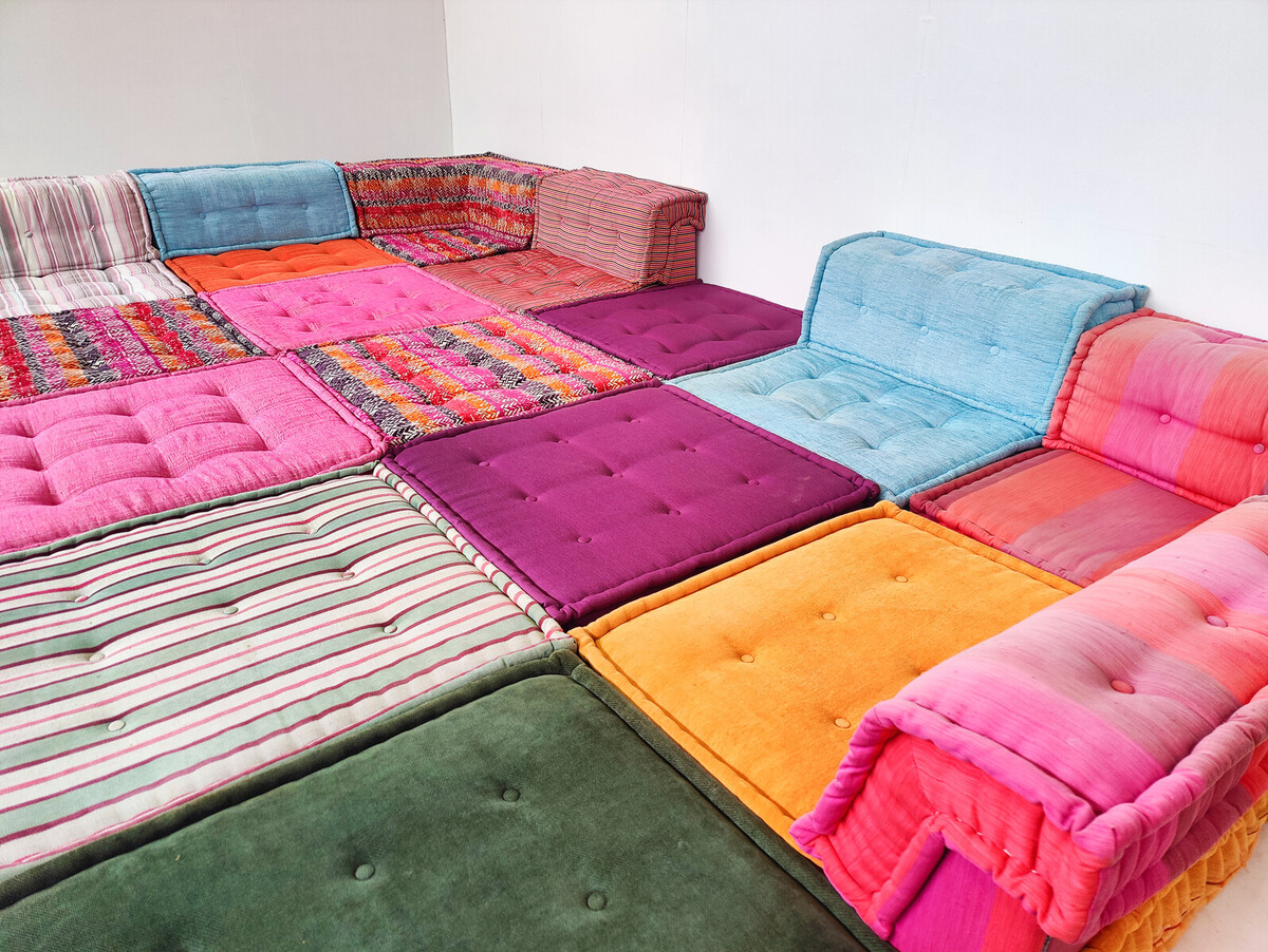 Hans hopfer sofa deals