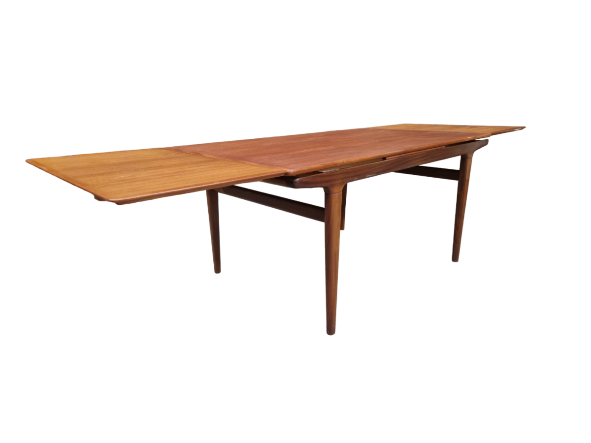 Large Scandinavian dining table by Johannès Andersen, Denmark 70's